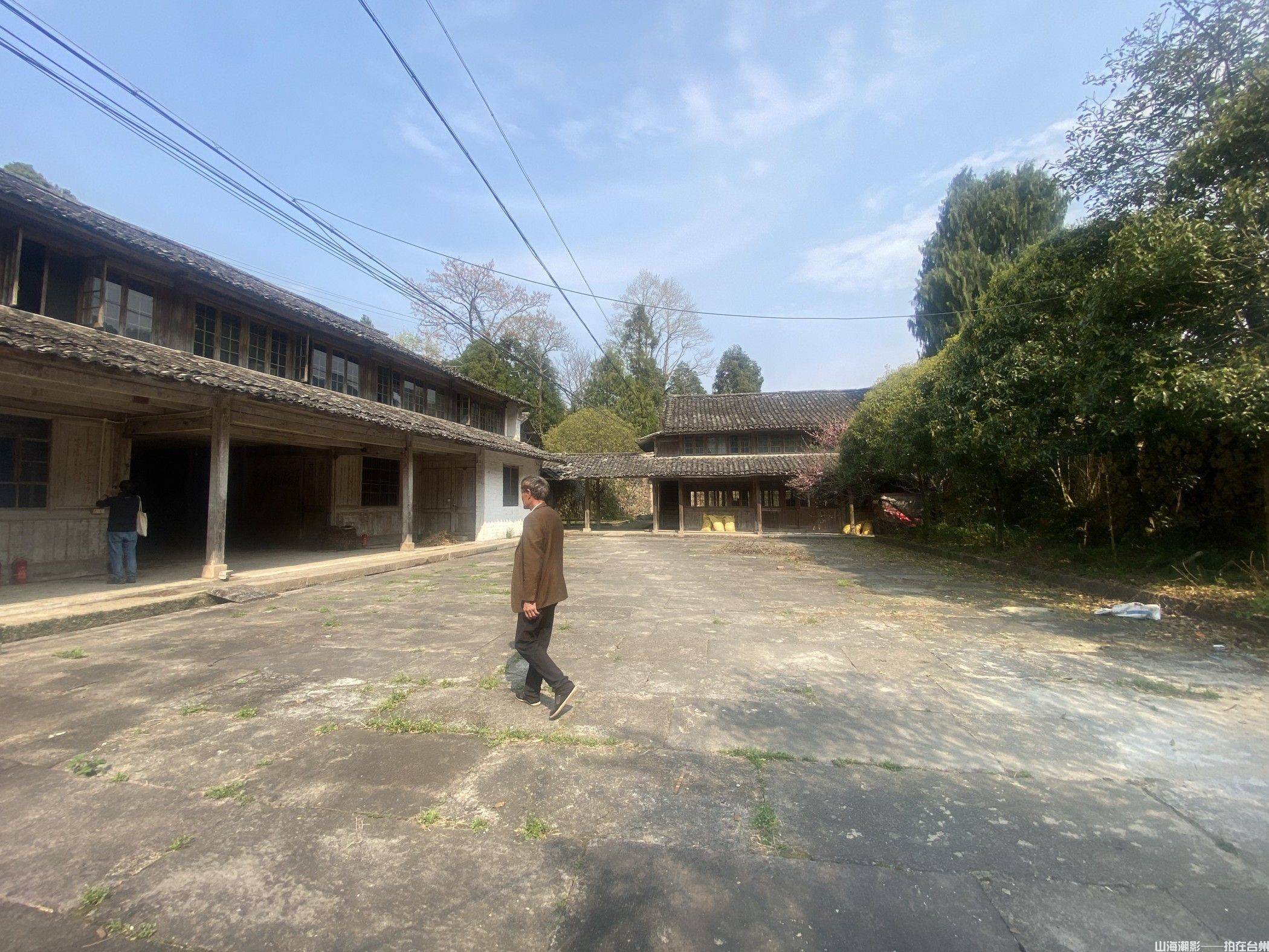 黄岩富山半山村：石阶石屋藏古韵，台州这座潜力外景地正等剧组来(图9)