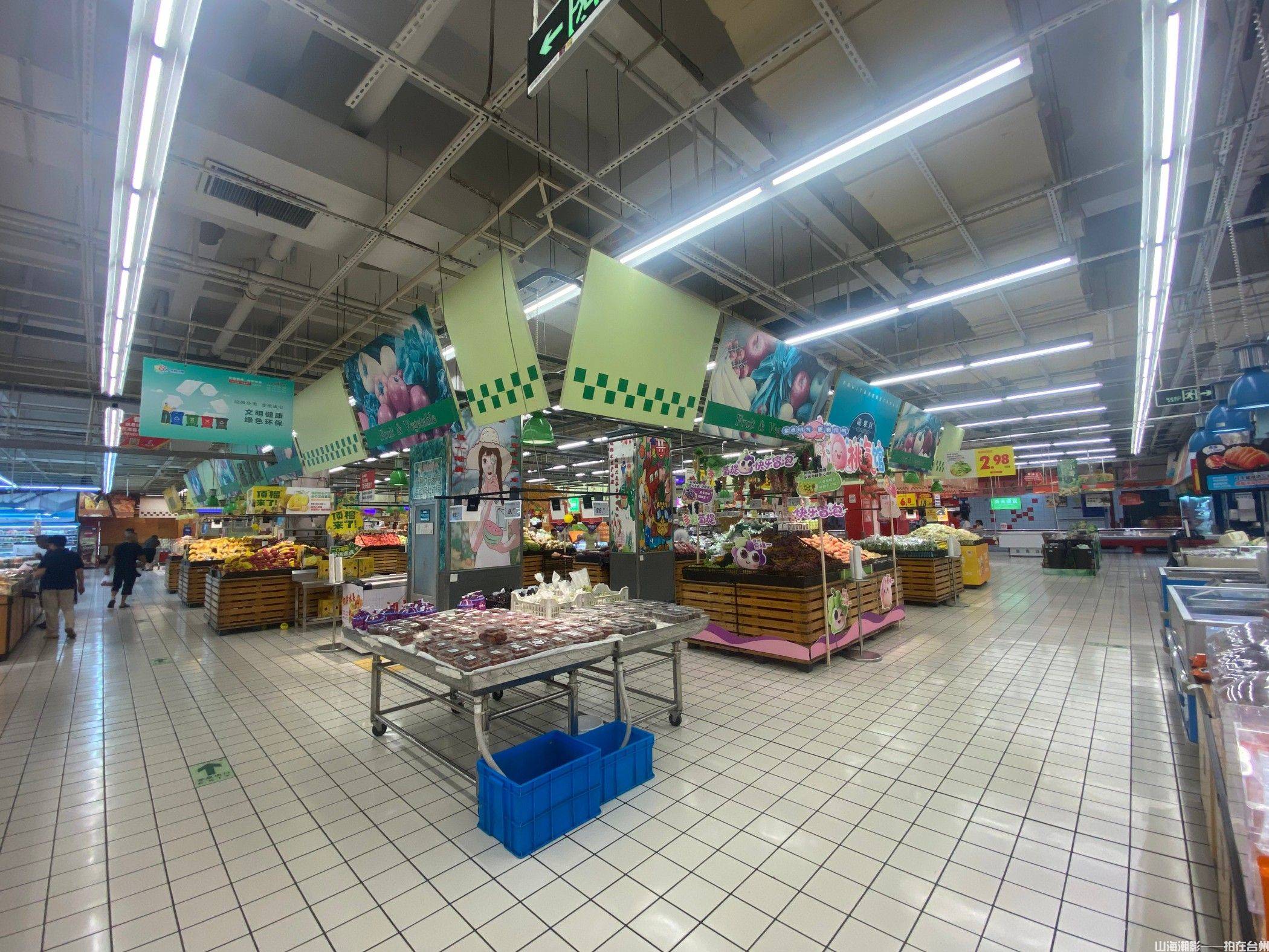 黄岩大润发：现代都市叙事的精准商业空间载体(图8)