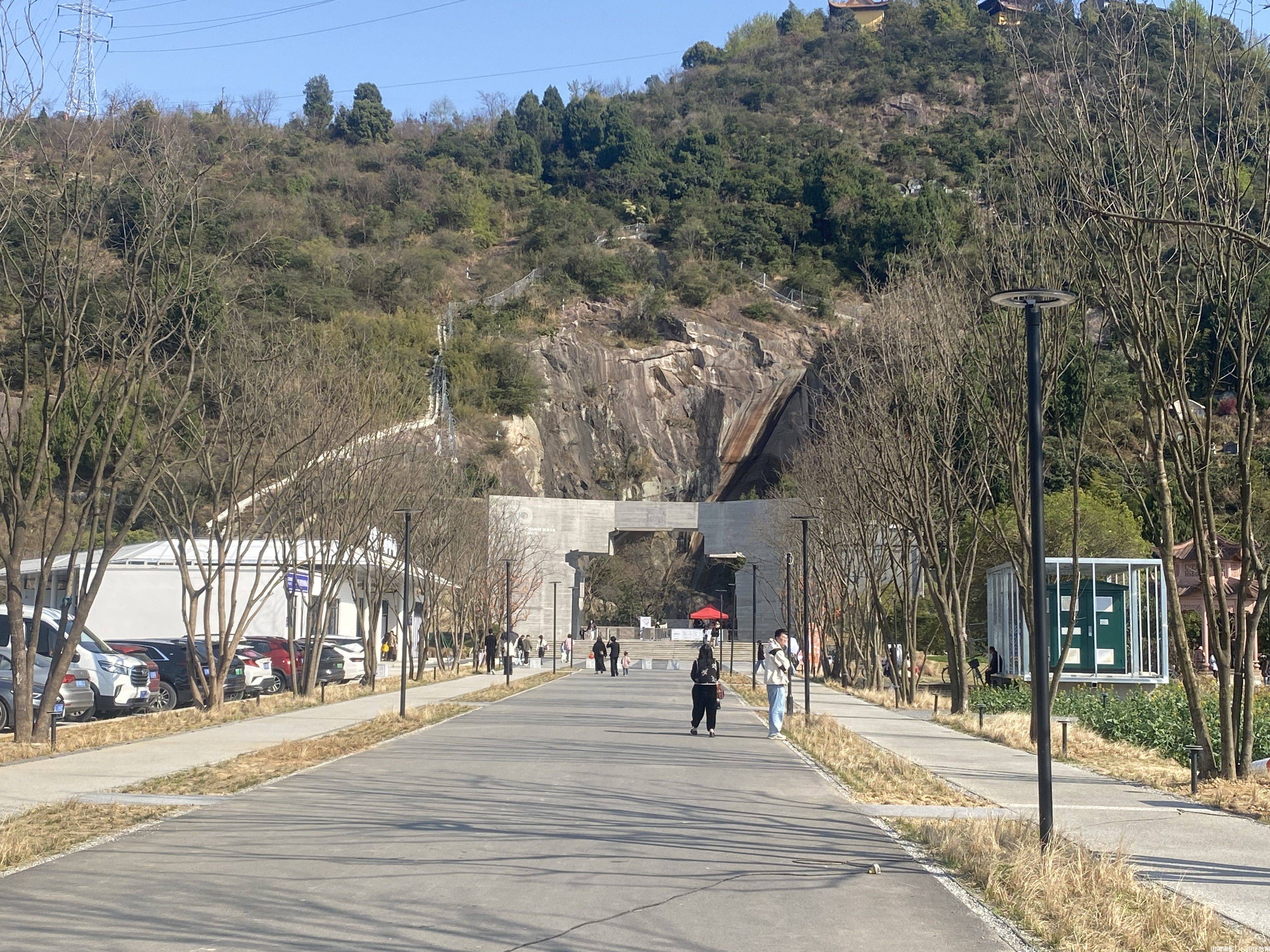 探秘千年斧凿·光影秘境启新章——黄岩石窟影视外景地巡礼(图3)