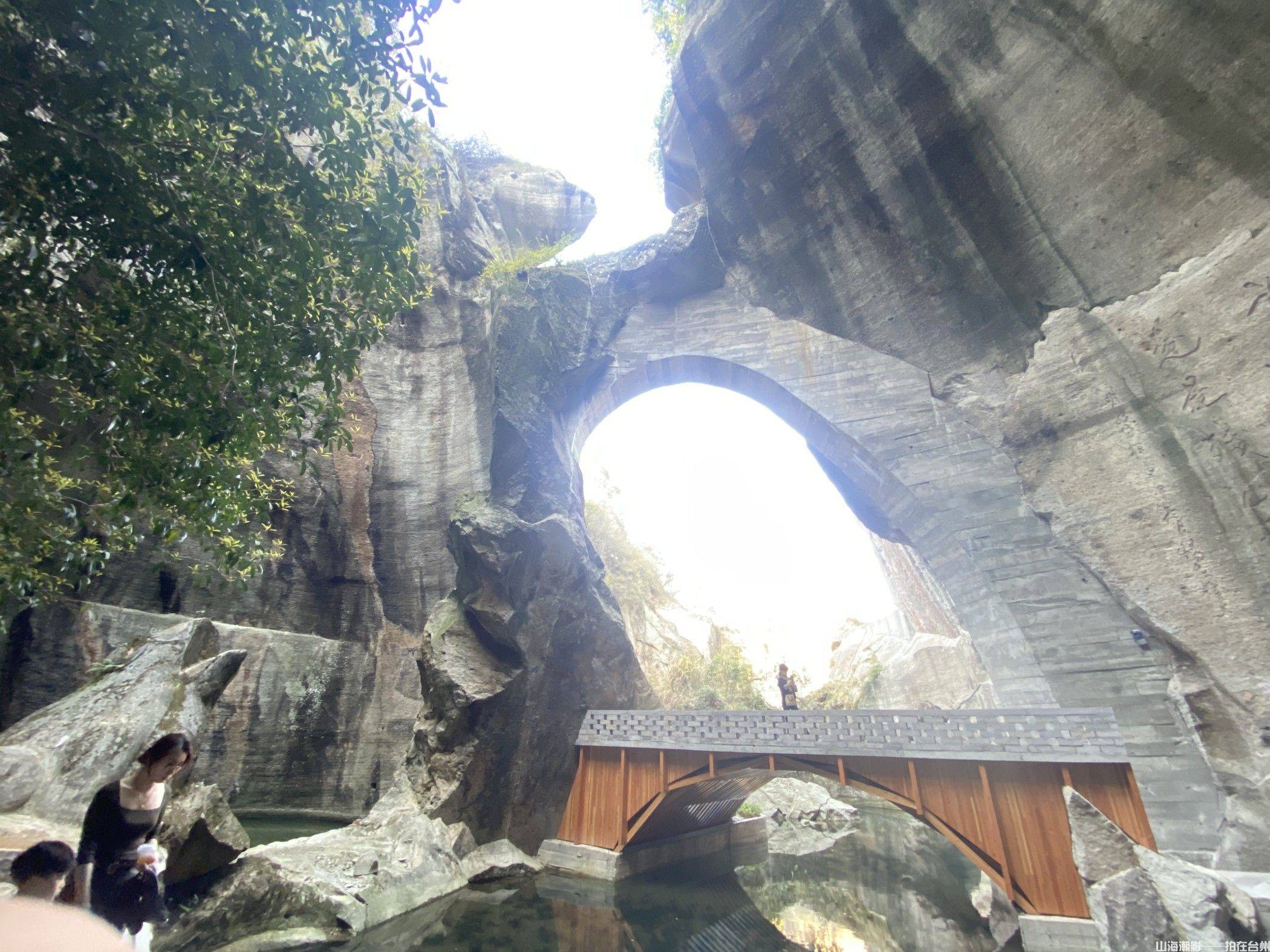 探秘千年斧凿·光影秘境启新章——黄岩石窟影视外景地巡礼(图25)