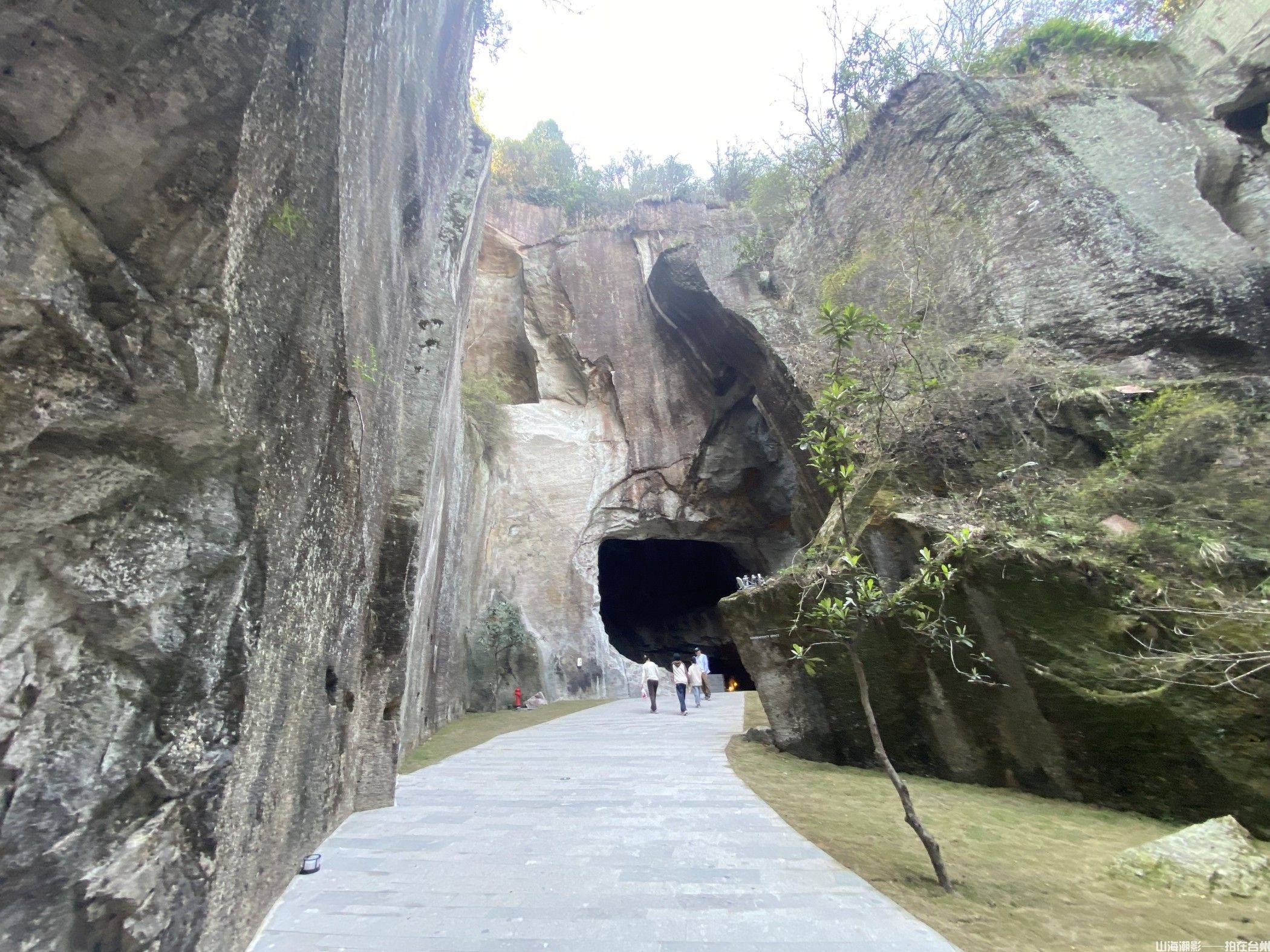 探秘千年斧凿·光影秘境启新章——黄岩石窟影视外景地巡礼(图29)