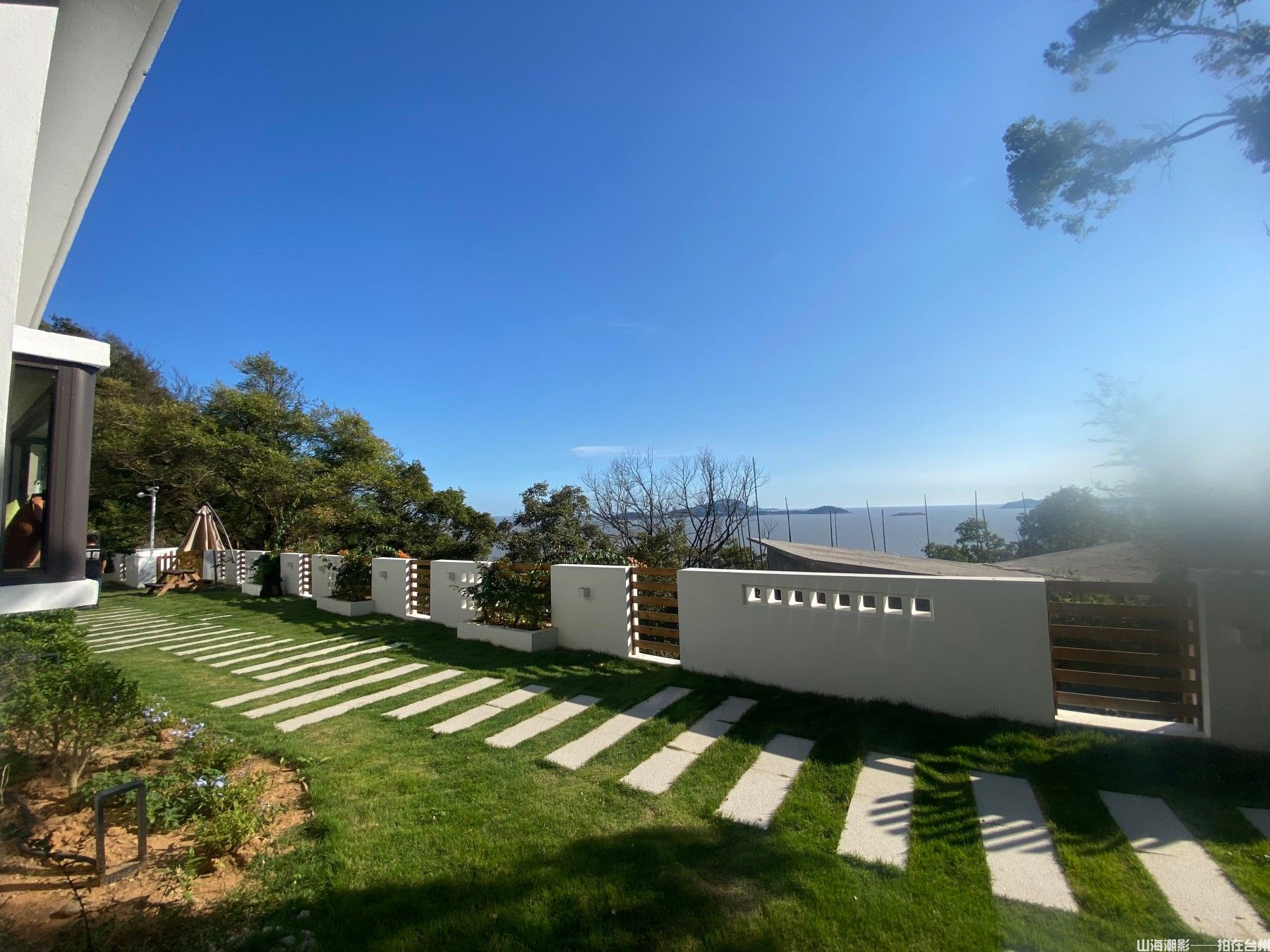 山海风语间，光影造梦地——玉环干江本悦花迹民宿影视取景指南(图2)