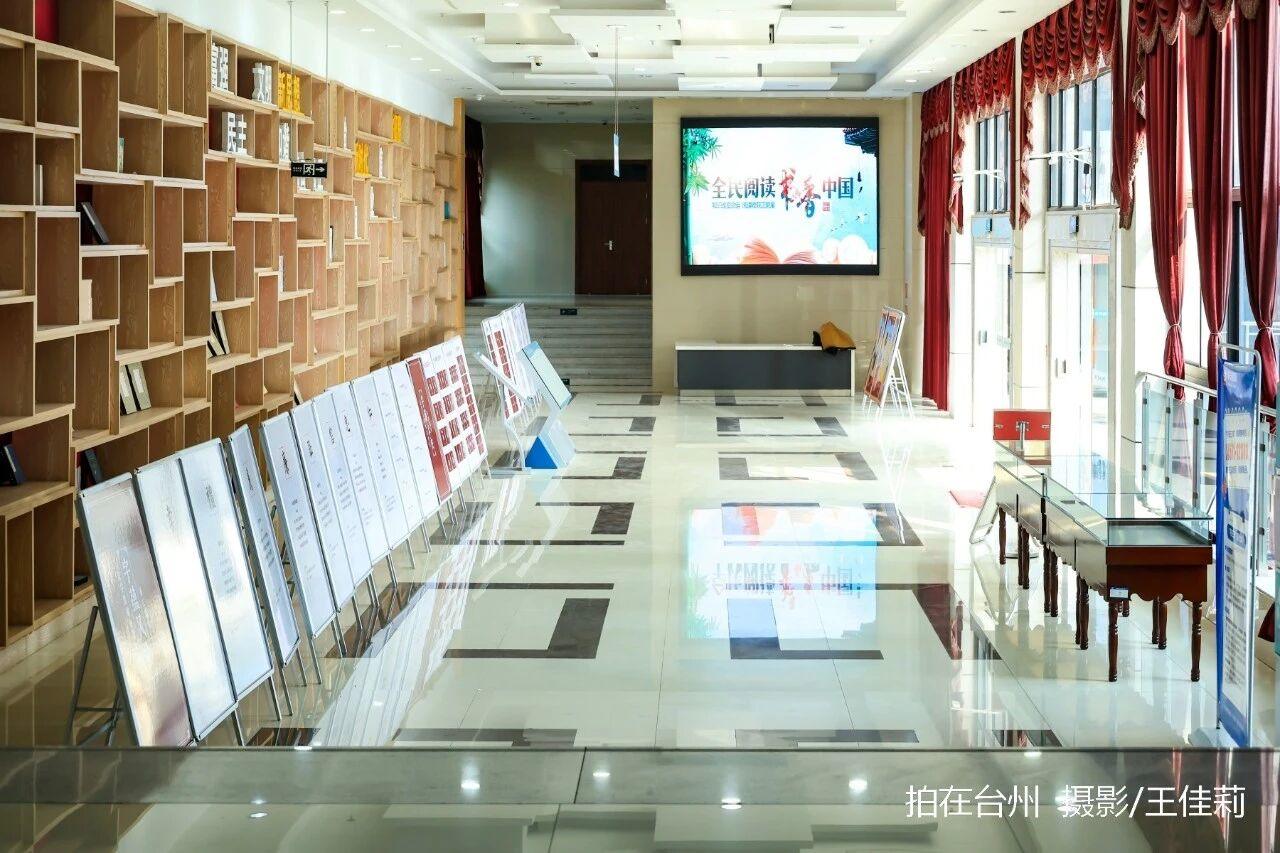 台州路桥这个国家一级图书馆，拍剧不用搭景(图7)