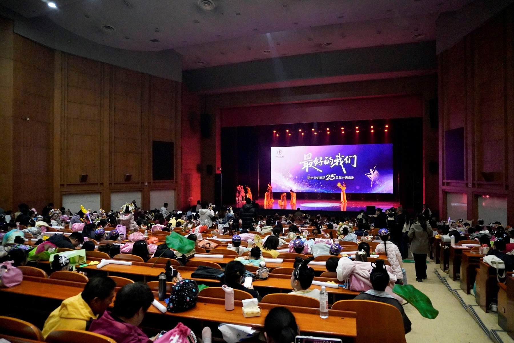 台州国际会展中心：路桥核心区大型专业会展影视外景(图3)