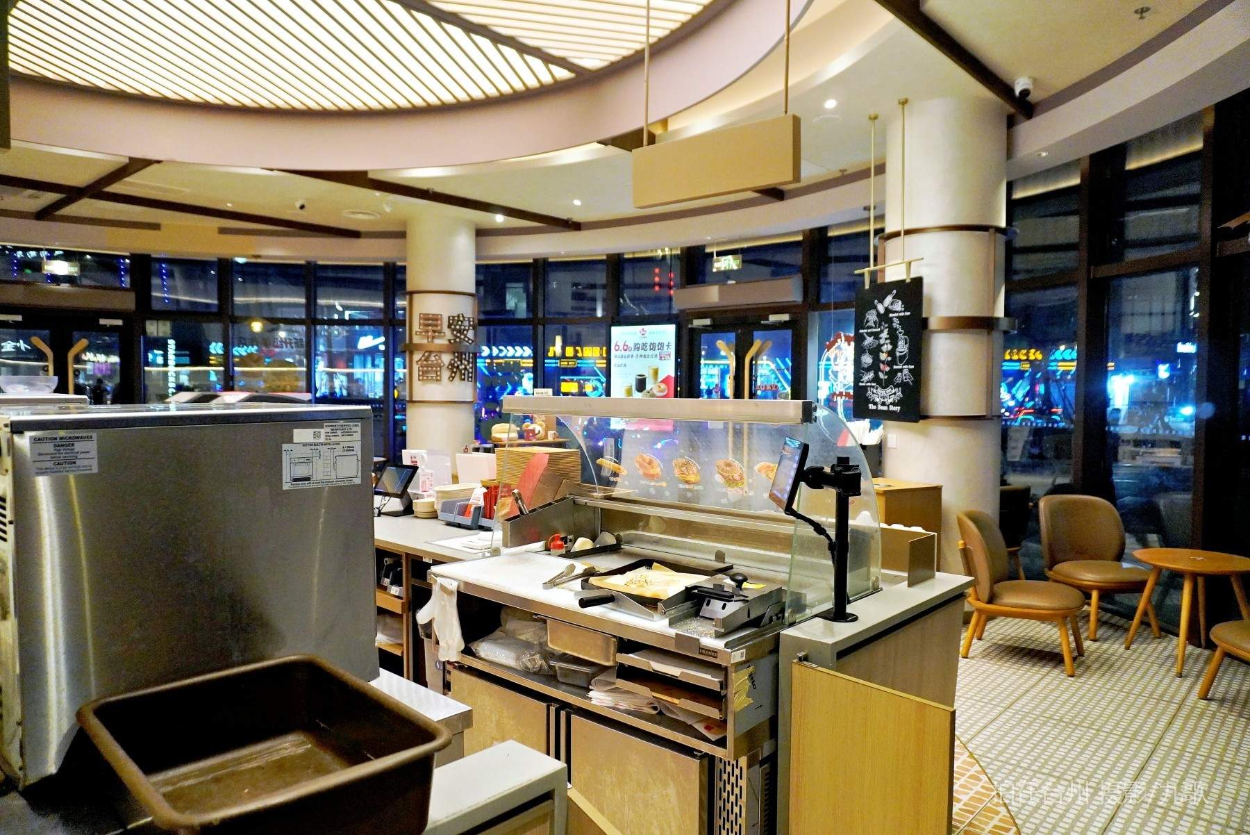 天好咖啡店：南官新天地的“古今对话”影视窗口(图3)