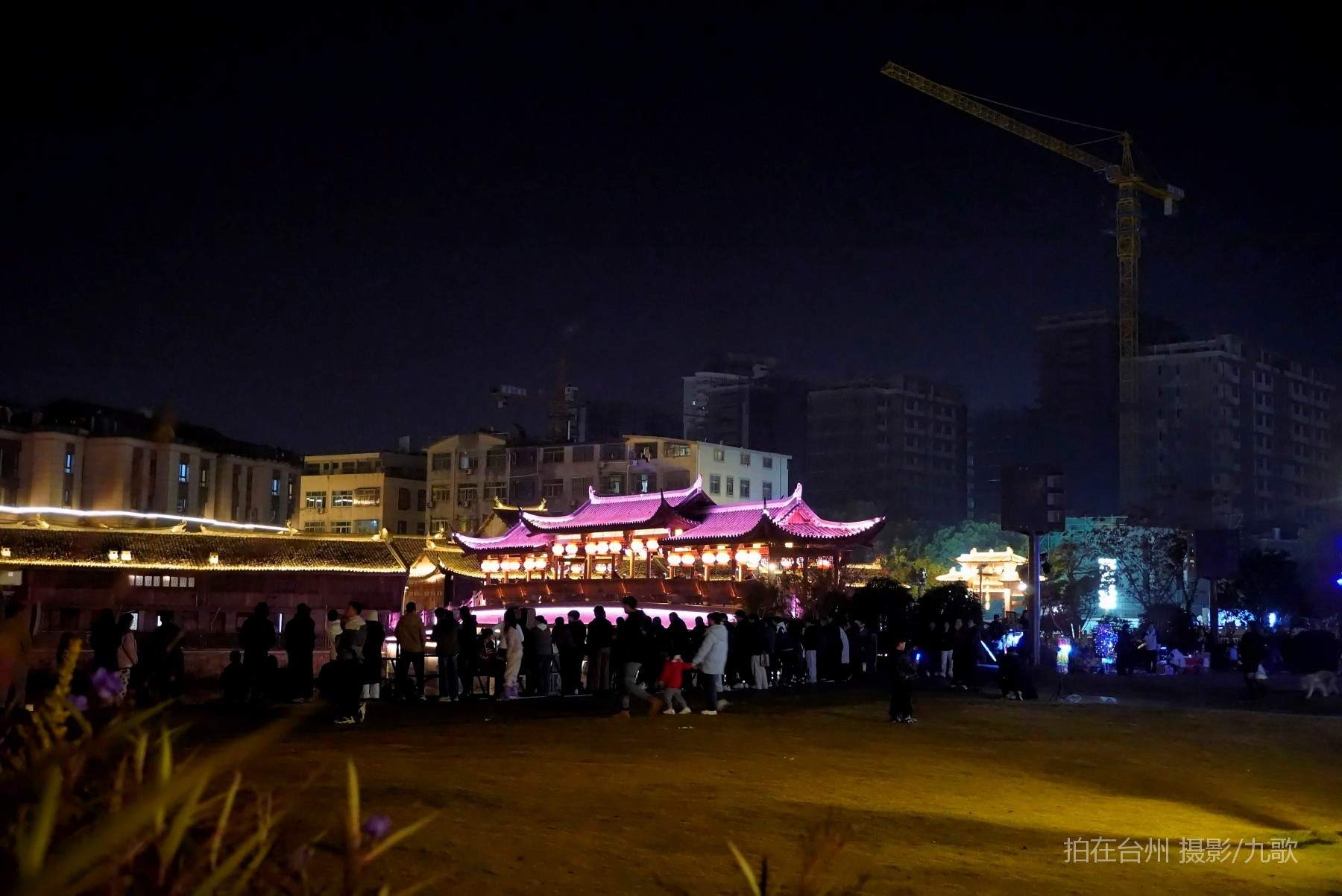 路桥南官新天地：微短剧拍摄的梦幻之境(图6)