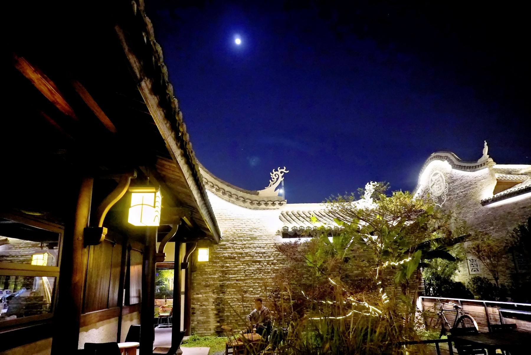 十里长街啡蝉咖啡餐厅：微短剧拍摄的文艺打卡地(图16)