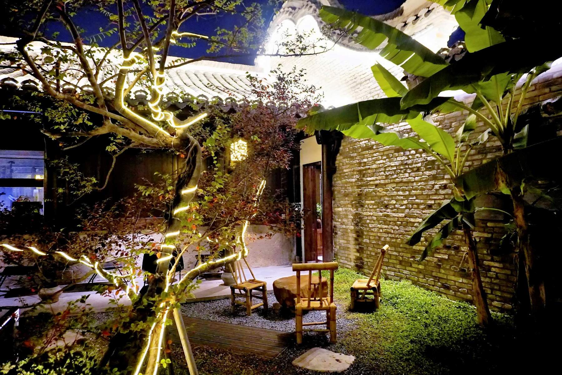 十里长街啡蝉咖啡餐厅：微短剧拍摄的文艺打卡地(图13)