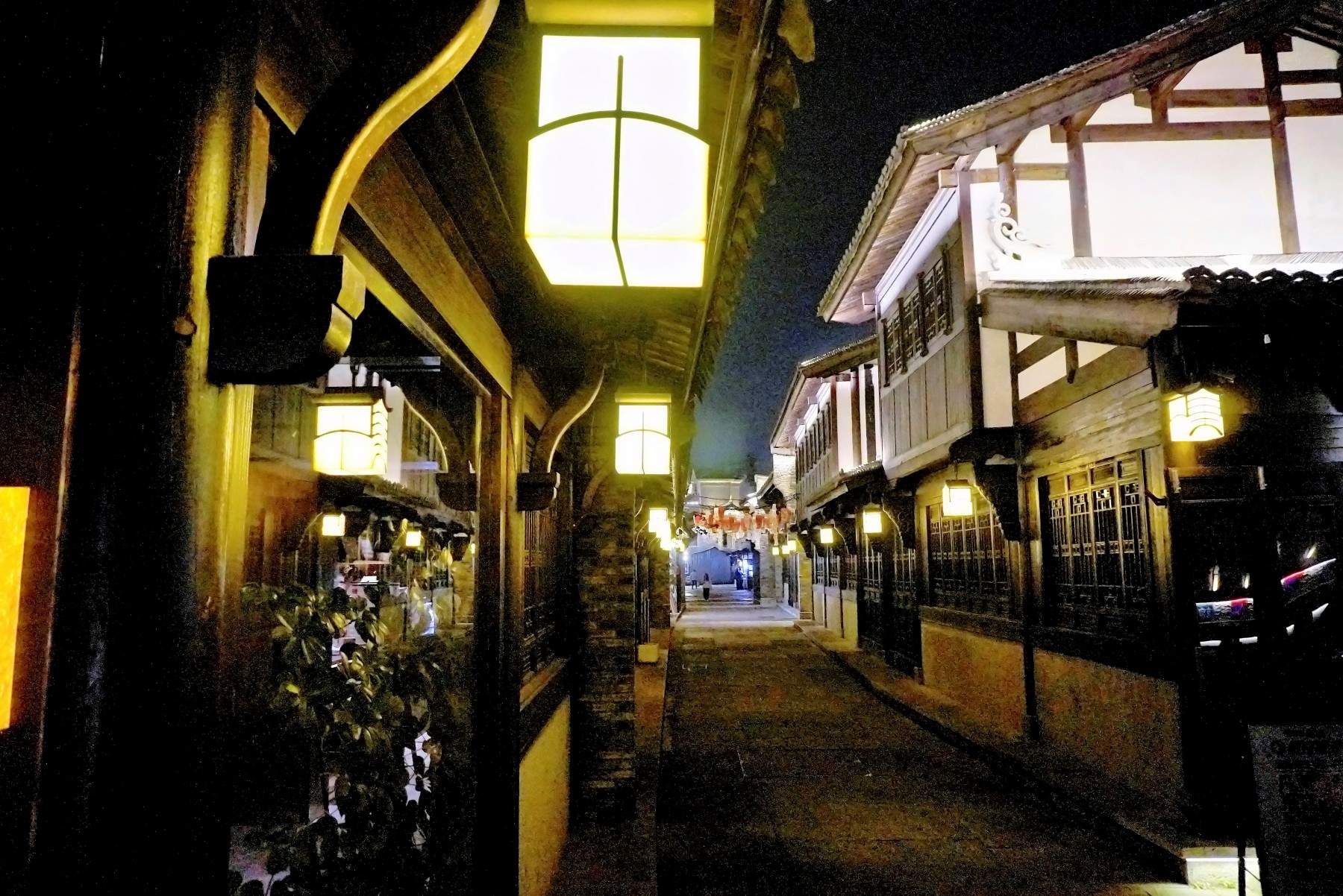 十里长街啡蝉咖啡餐厅：微短剧拍摄的文艺打卡地(图7)