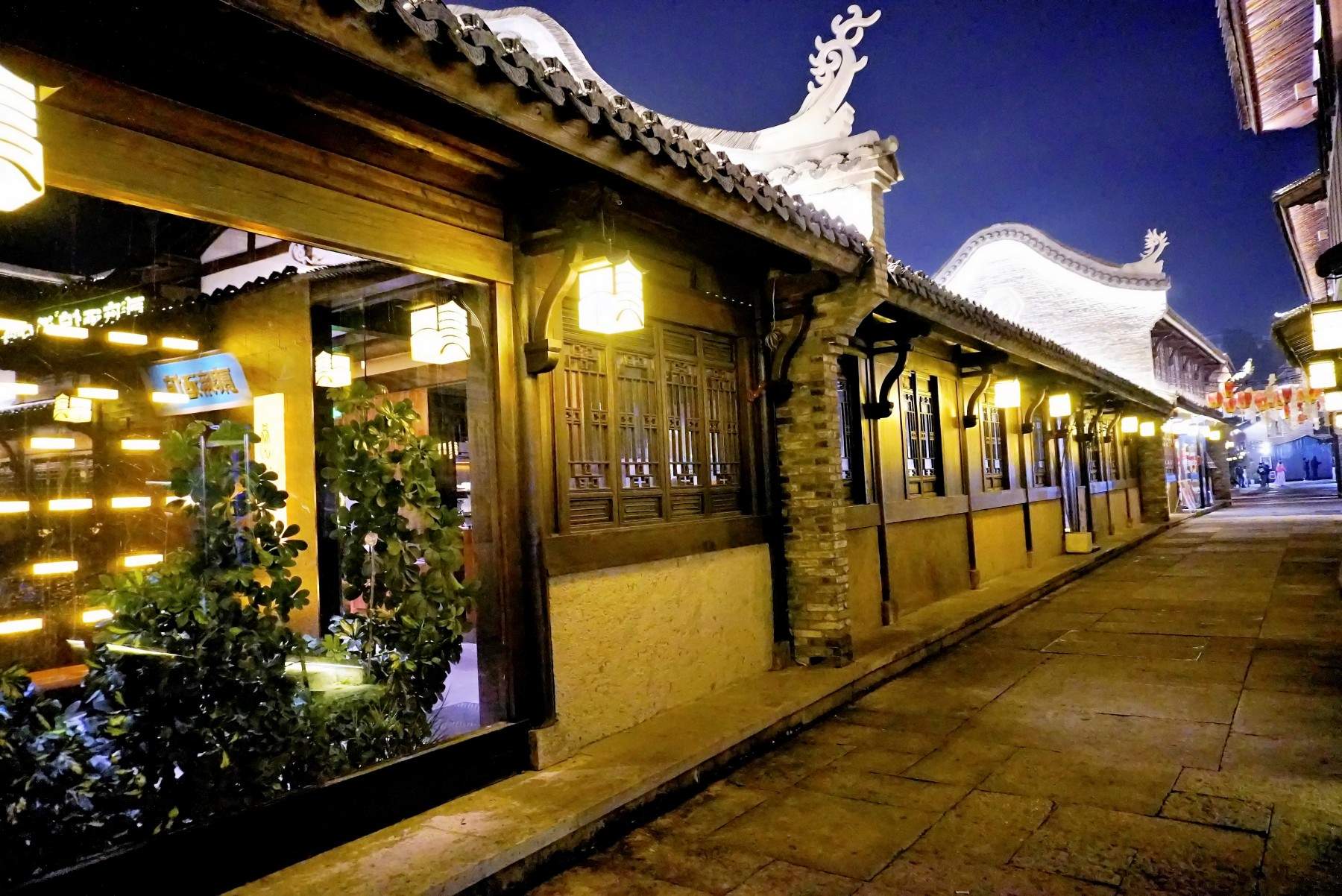 十里长街啡蝉咖啡餐厅：微短剧拍摄的文艺打卡地(图5)