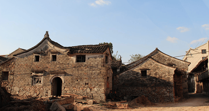 岭根村的影视感：百岁坊、古驿道、将军故居，每处都有戏(图7)