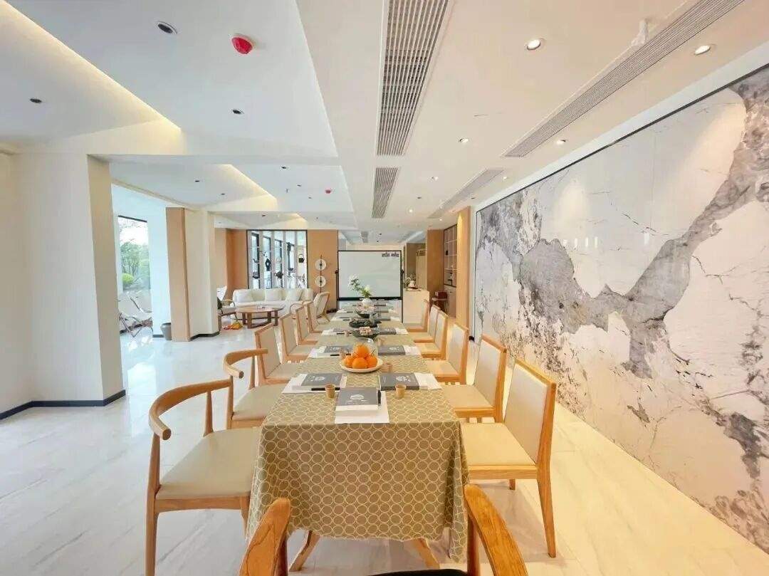 温岭喜樾山：方山脚下的“生活感影视场景矩阵” ——从仙侠山林到都市度假，每一寸空间都藏着“可拍的生活”(图14)