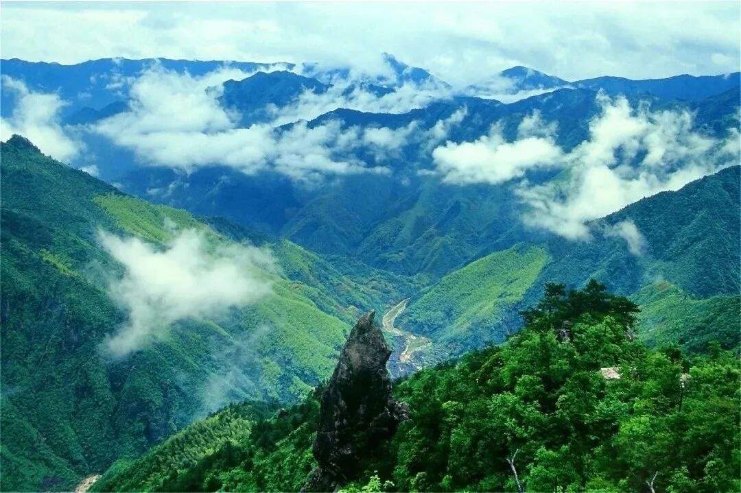 临海括苍黄石坦村：浙东石屋群里的“影视时光胶囊”(图2)