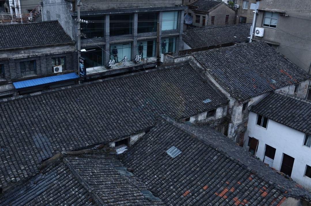 玉环楚门老十字街：千年商埠的光影肌理与烟火叙事 