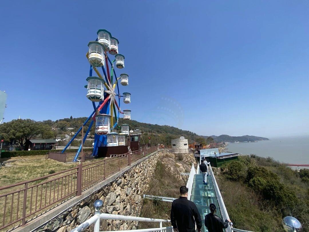 玉环上栈头景区：悬崖边的山海影视剧场 ——1.5公里滨海栈道串起悬崖、海景与浪漫叙事(图5)