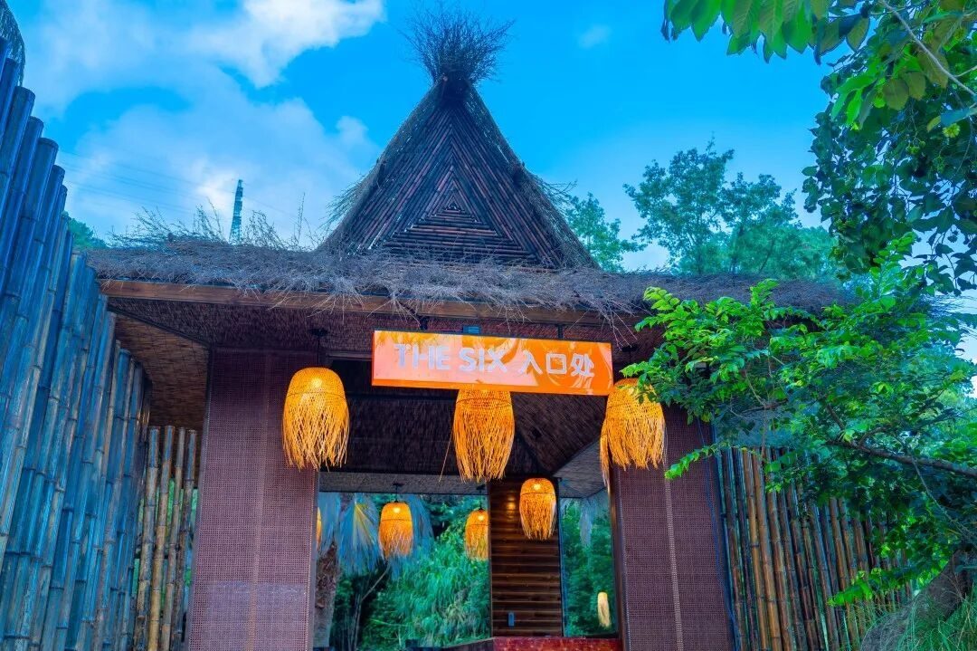 玉环“THE SIX”咖啡馆：瀑布雨林间的影视造梦场，沙滩和瀑布共鸣(图4)