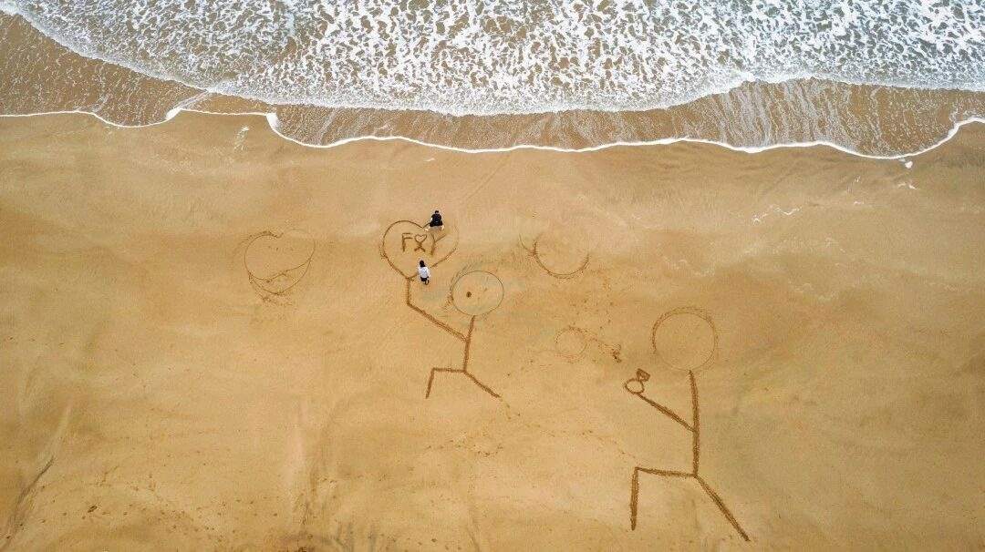 温岭松门洞下沙滩：浪涌沙鸣间的“山海光影片场”(图4)