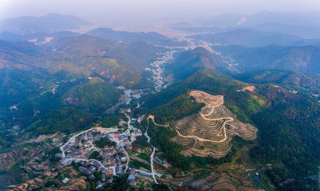 温岭温峤尘境·峨嵋汤泉民宿：民宿集群×山水肌理，解锁田园治愈系影视外景新范式(图5)