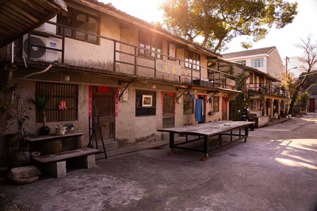 温岭石桥头三透里文创园：古建活化与文创烟火交织的“影视时光机”(图5)