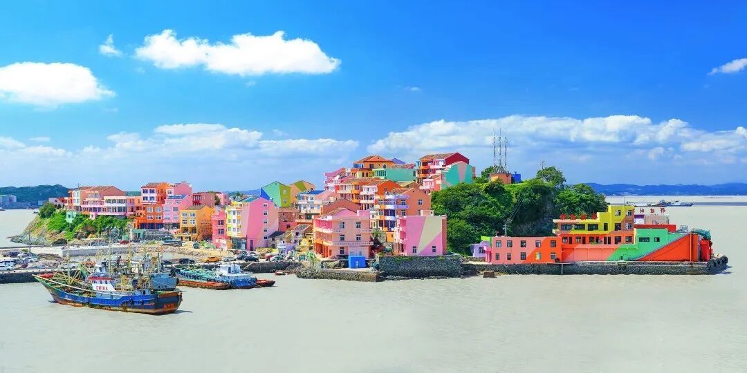 温岭石塘镇七彩小箬村：马卡龙山海间的“童话影视叙事场”(图1)