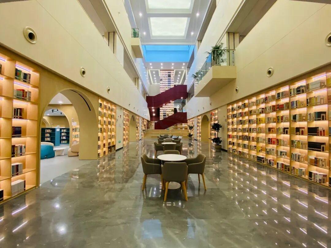 仙居图书馆：文墨里的“影视知识客厅”(图21)