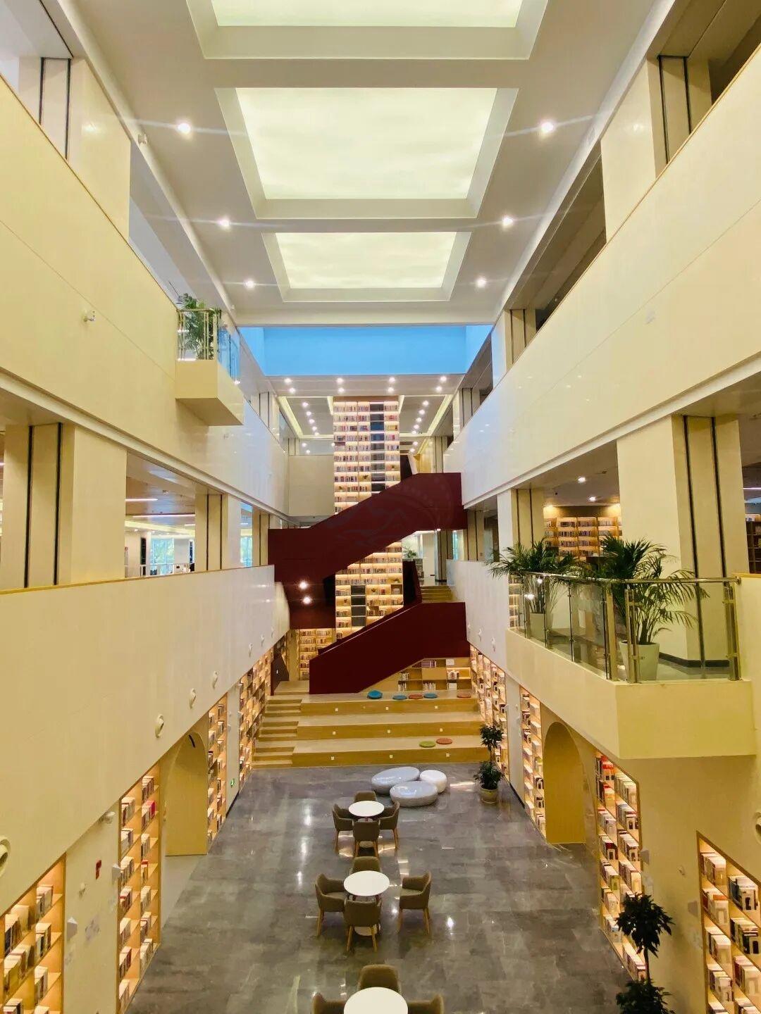 仙居图书馆：文墨里的“影视知识客厅”(图19)