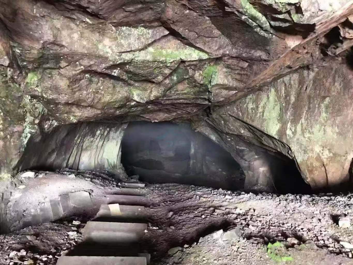 仙居石仓洞：溶洞秘境里的 “光影造梦场”