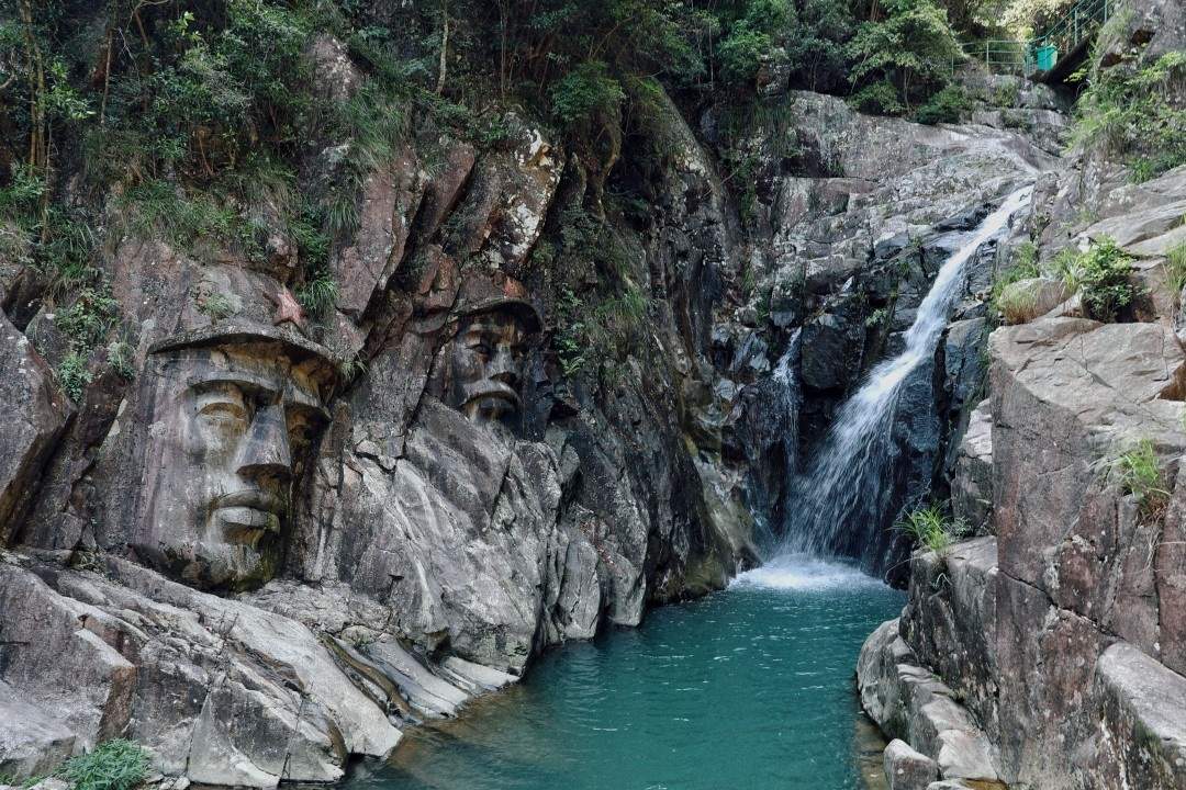 浙东十八潭：红色基因与自然瀑潭共生的影视外景地