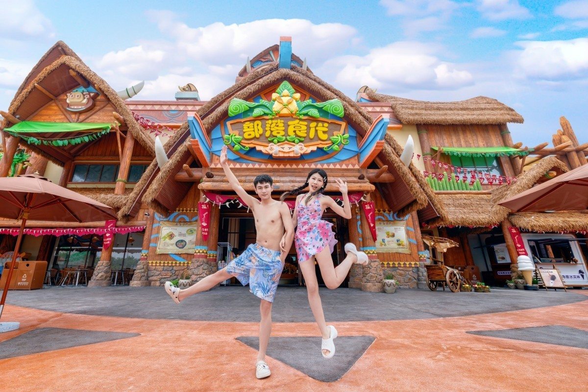 台州湾新区方特水上乐园：夏日欢乐的影视新主场，热带风情+水上游乐，解锁微短剧/网剧多元场景(图1)