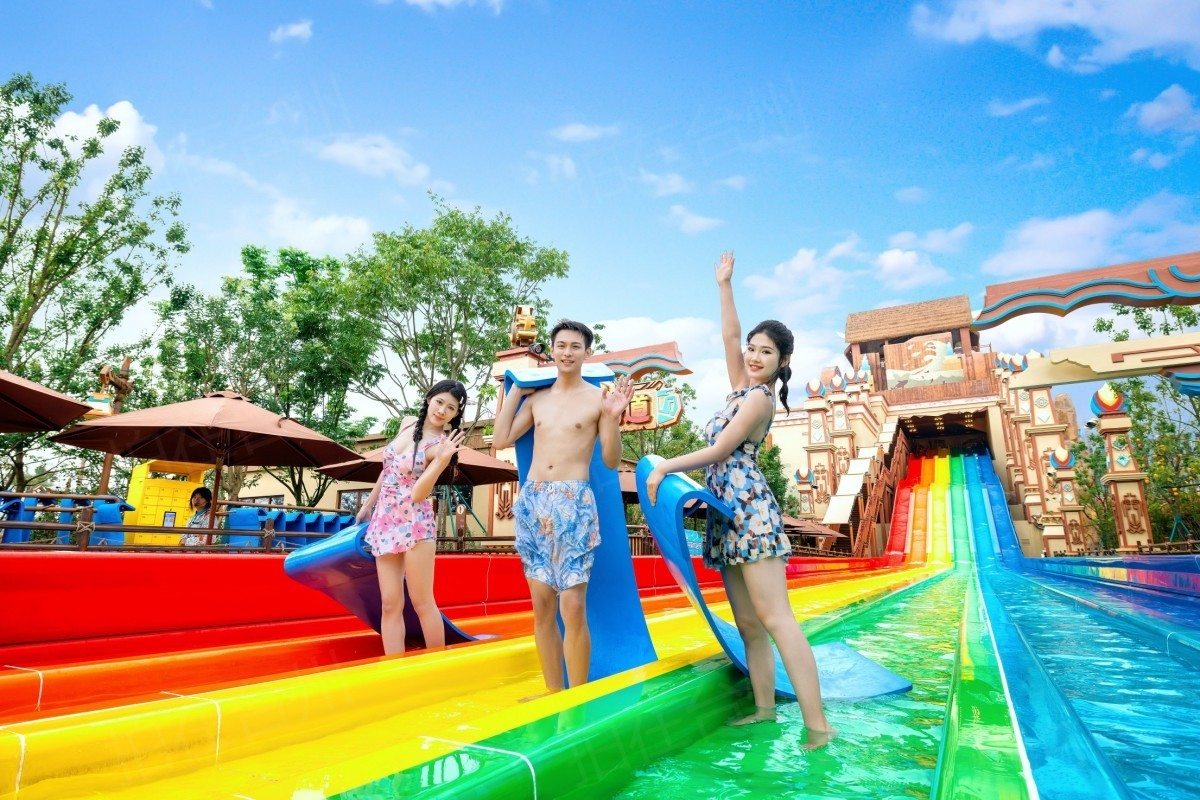 台州湾新区方特水上乐园：夏日欢乐的影视新主场，热带风情+水上游乐，解锁微短剧/网剧多元场景(图3)