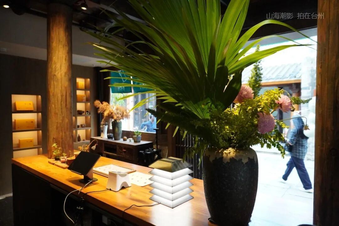 椒江麓二抹茶店：葭沚老街里的“复古取景盒” 影视小店场景(图15)