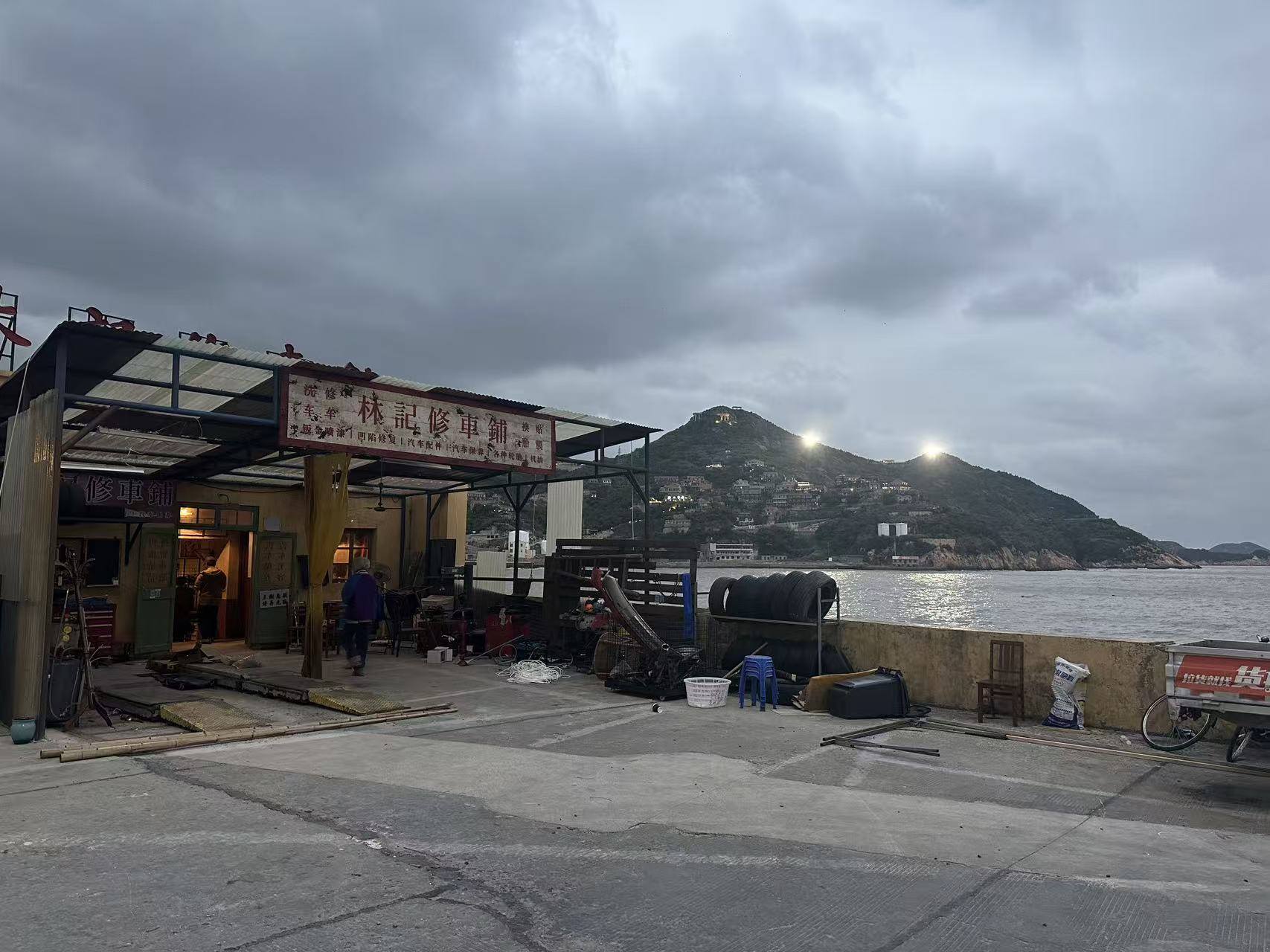 耀客新剧《交换人生》温岭石塘开机！曾舜晞张康乐携热血故事登陆台州(图2)