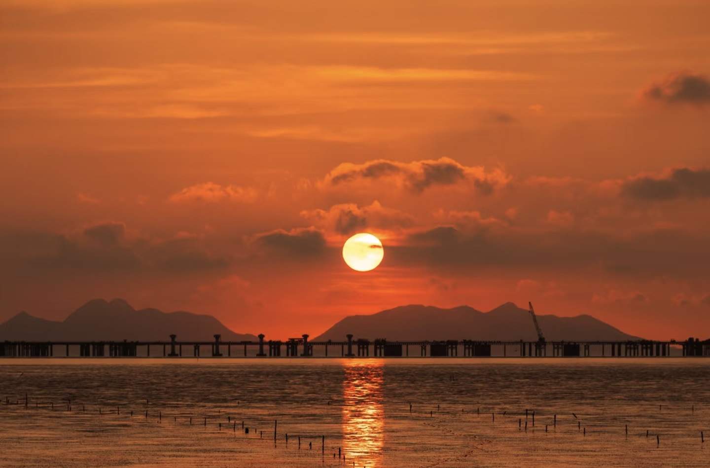 临海上盘头门港跨海大桥的朝霞/日出日落/情绪治愈/工业(图7)