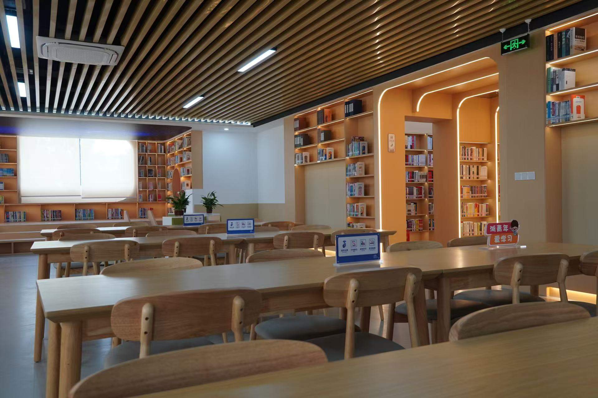 临海市图书馆沿江分馆(图5)