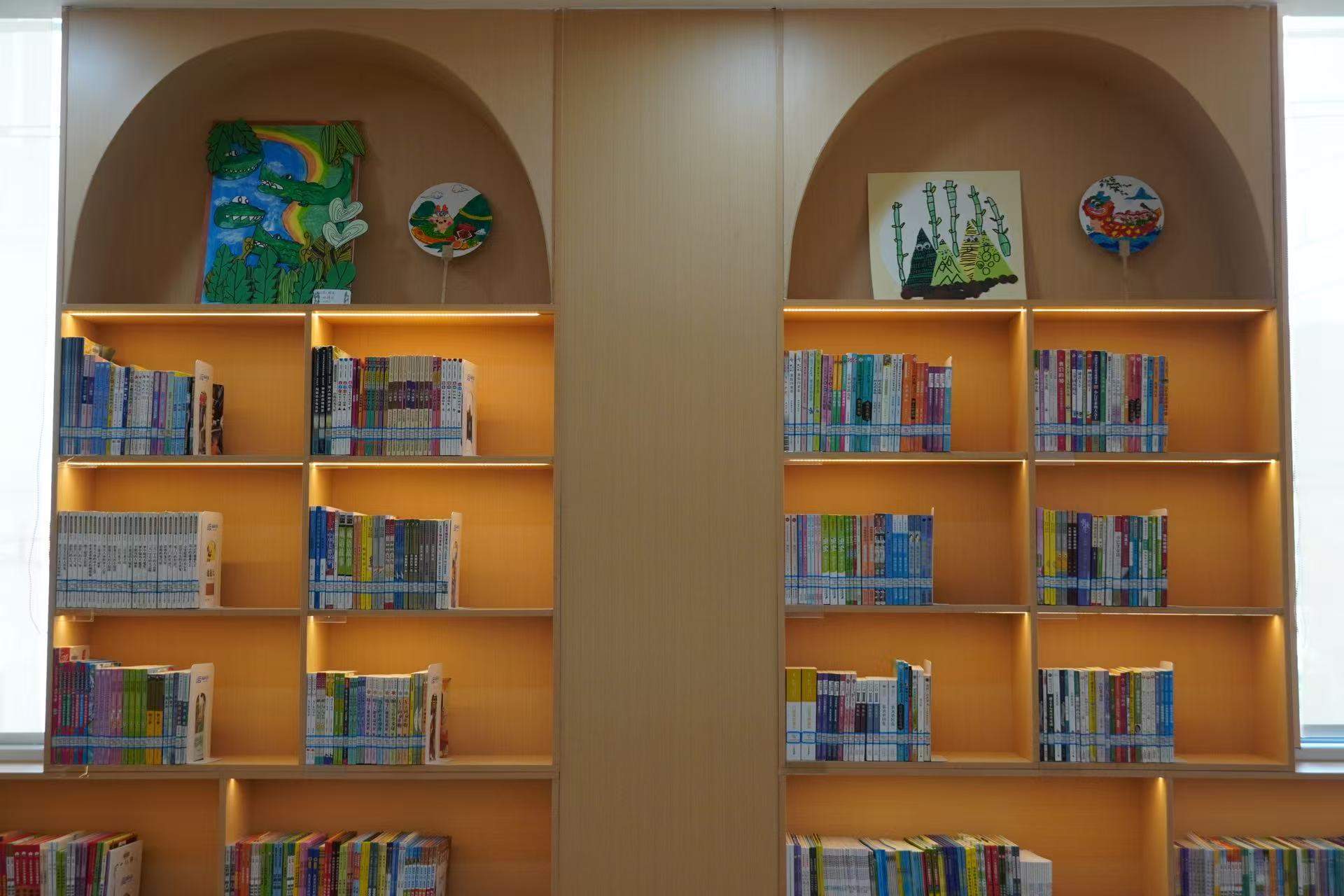 临海市图书馆沿江分馆(图4)