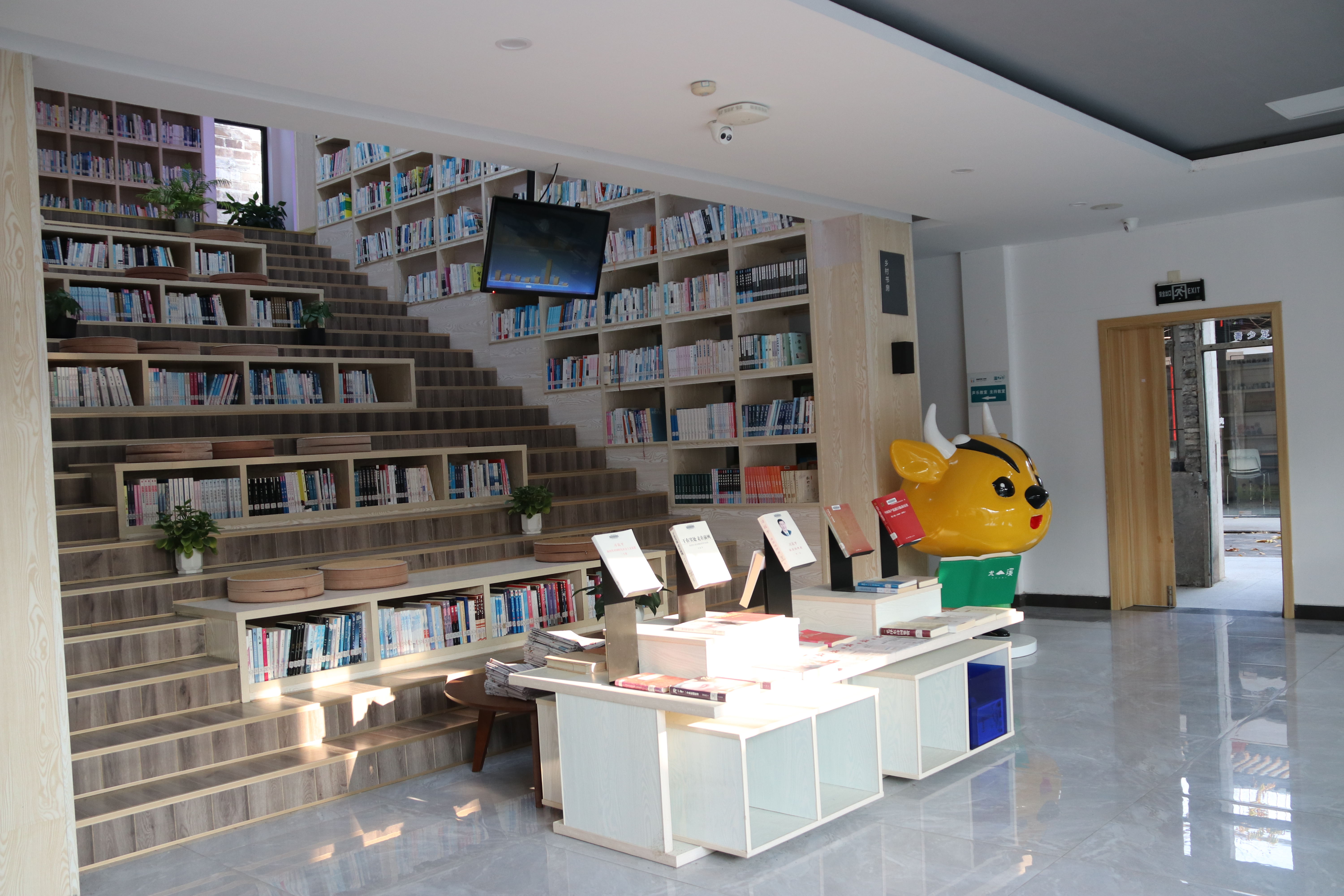 老街三寻图书馆(图3)