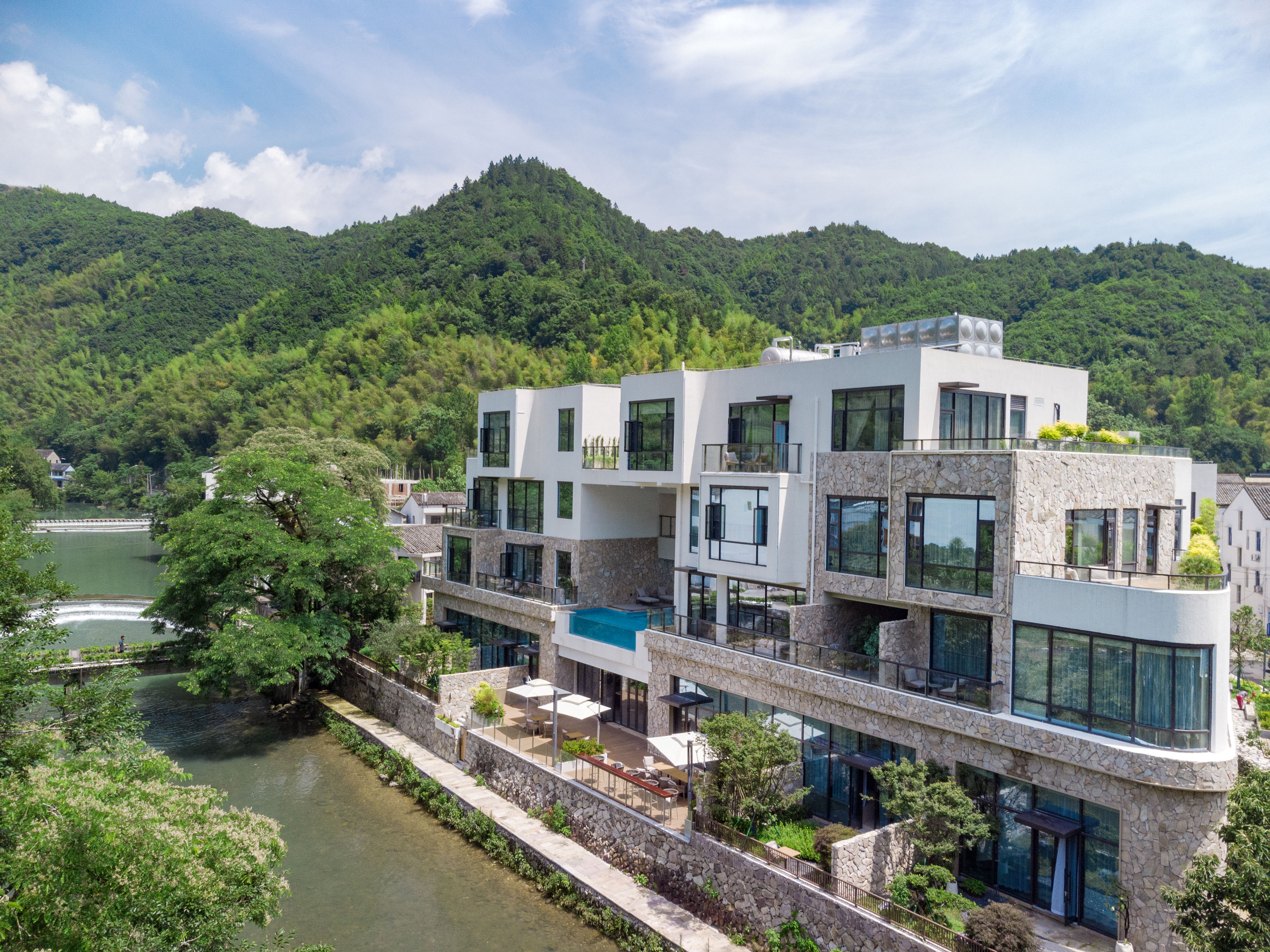 临海市江南街道府城·溪宿酒店/游泳池(图3)