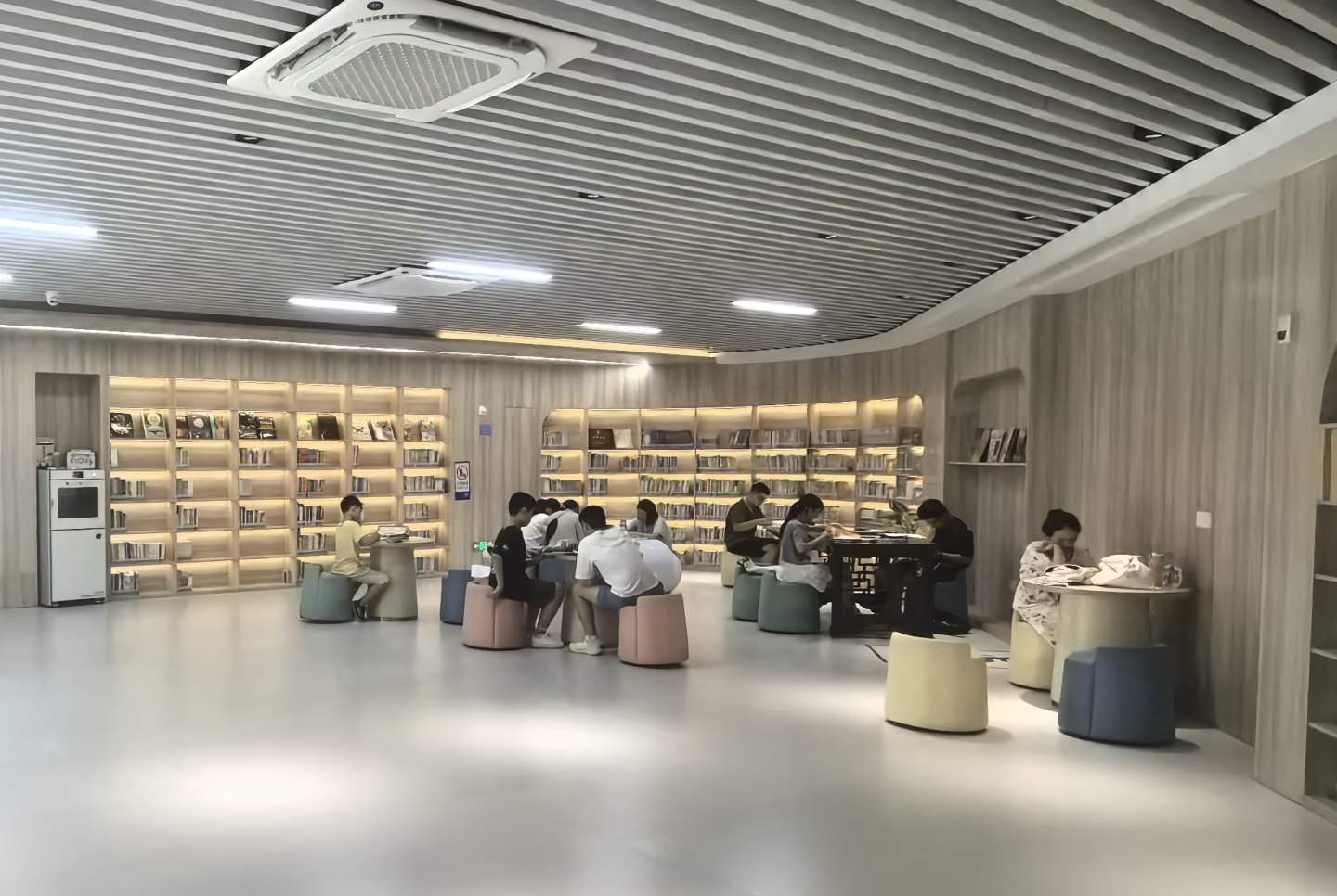 临海市图书馆临海小学协成路分馆(图8)