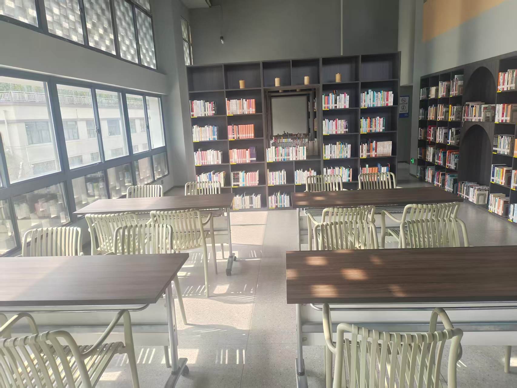 临海市图书馆汛桥分馆(图4)