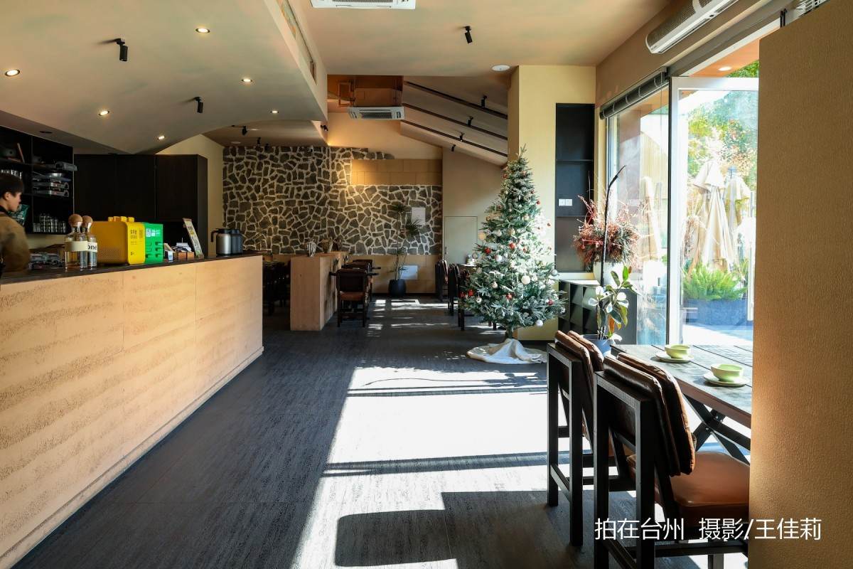 路桥breezy韩式餐厅:台州都市题材影视拍摄的韩式美学点位(图1)