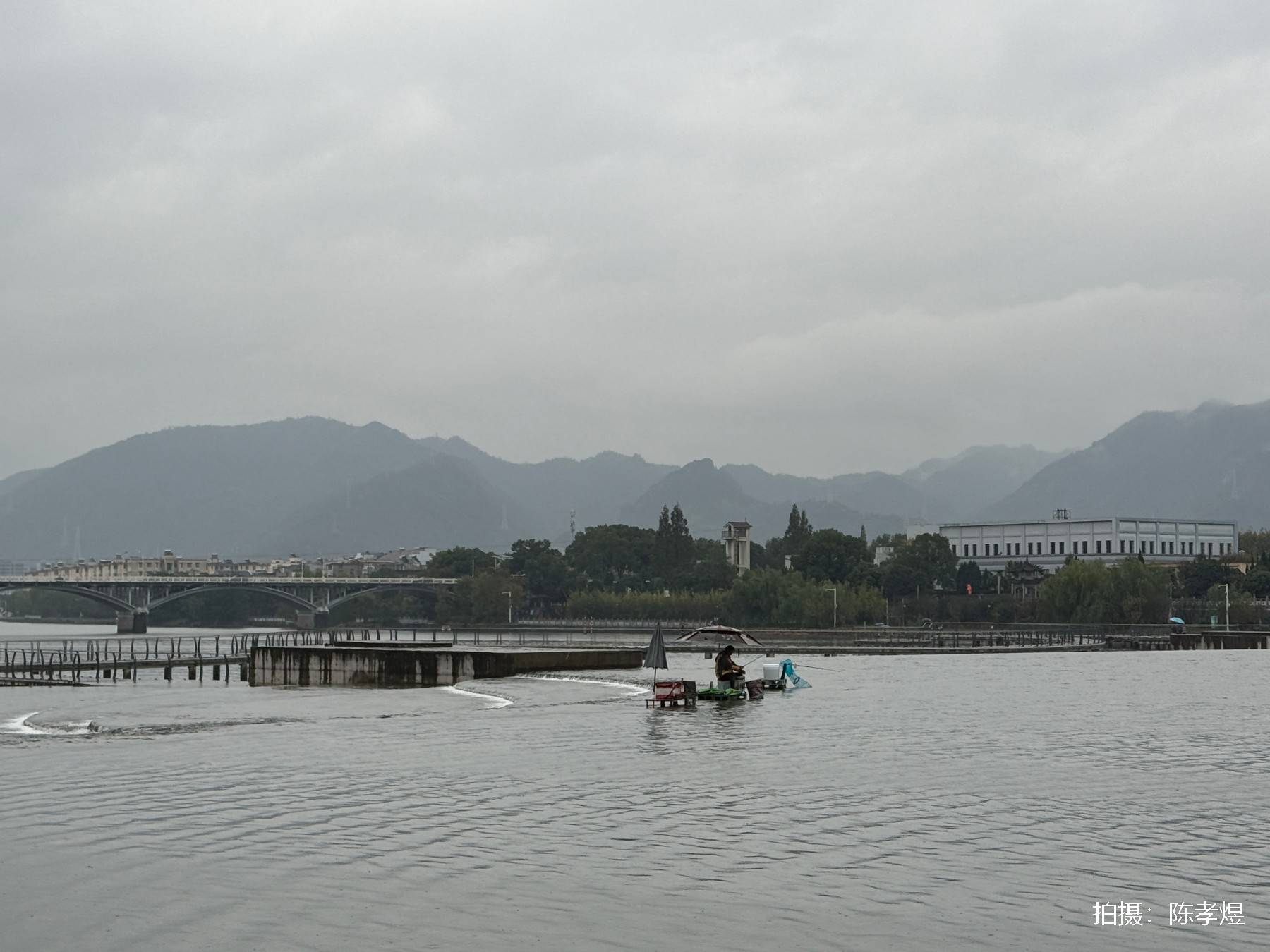 始丰湖夜游中心码头——台州湖畔夜色的影视新地标(图3)