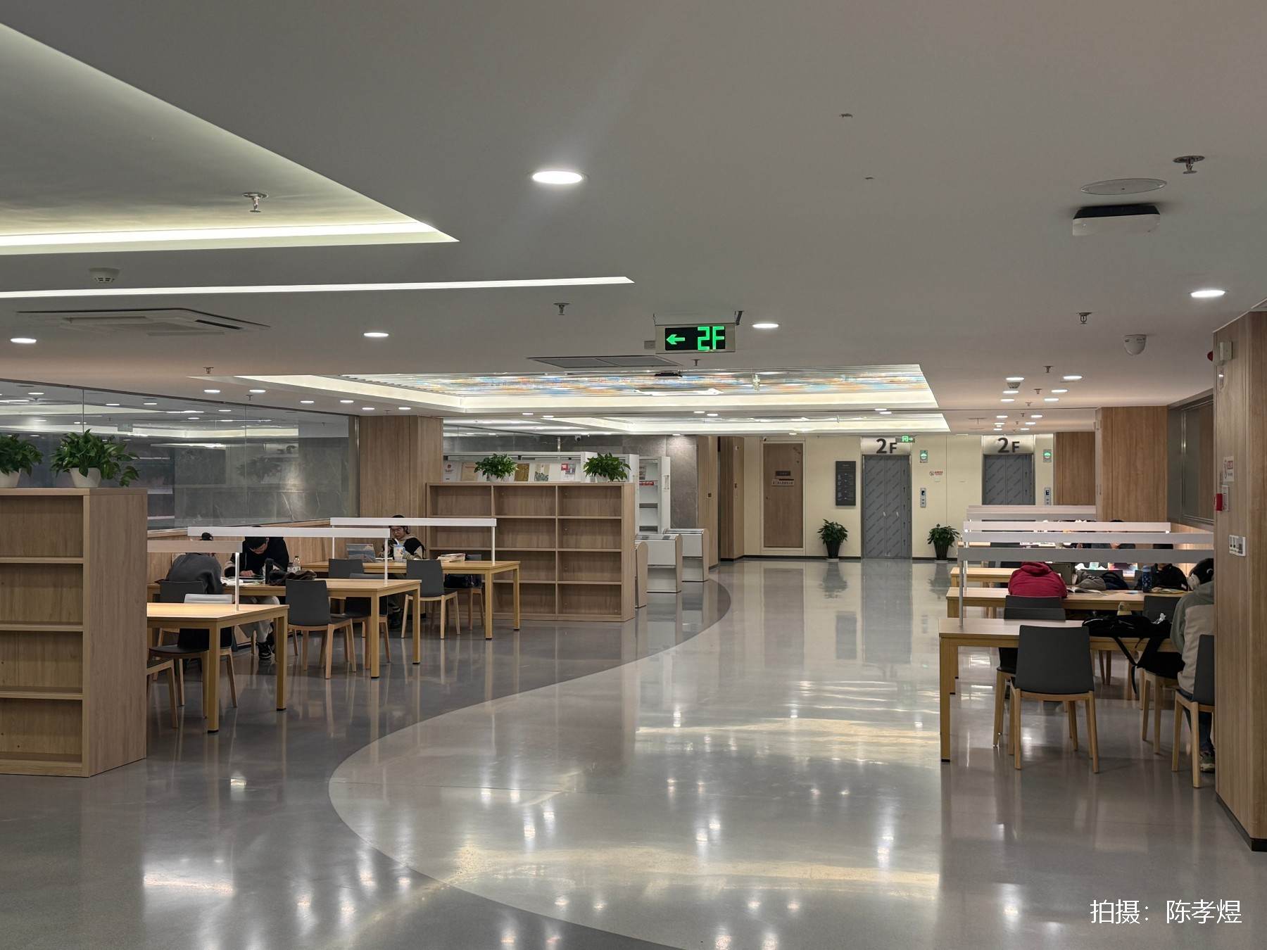 天台宝龙天地图书馆——台州商业与文化的影视融合地(图5)