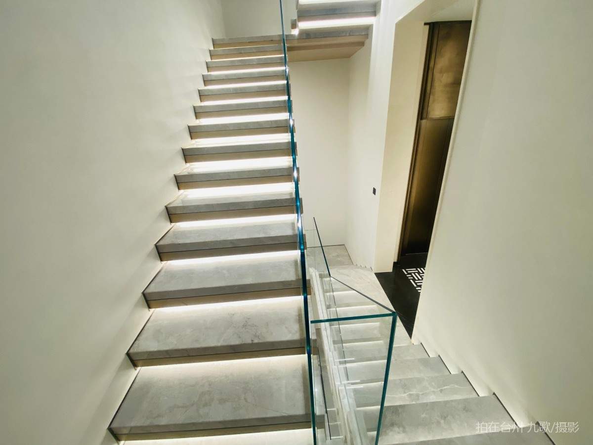 黄岩方远合意阅山小区：高端住区里的影视生活美学场/园林会所与别墅/大平层样板房(图36)