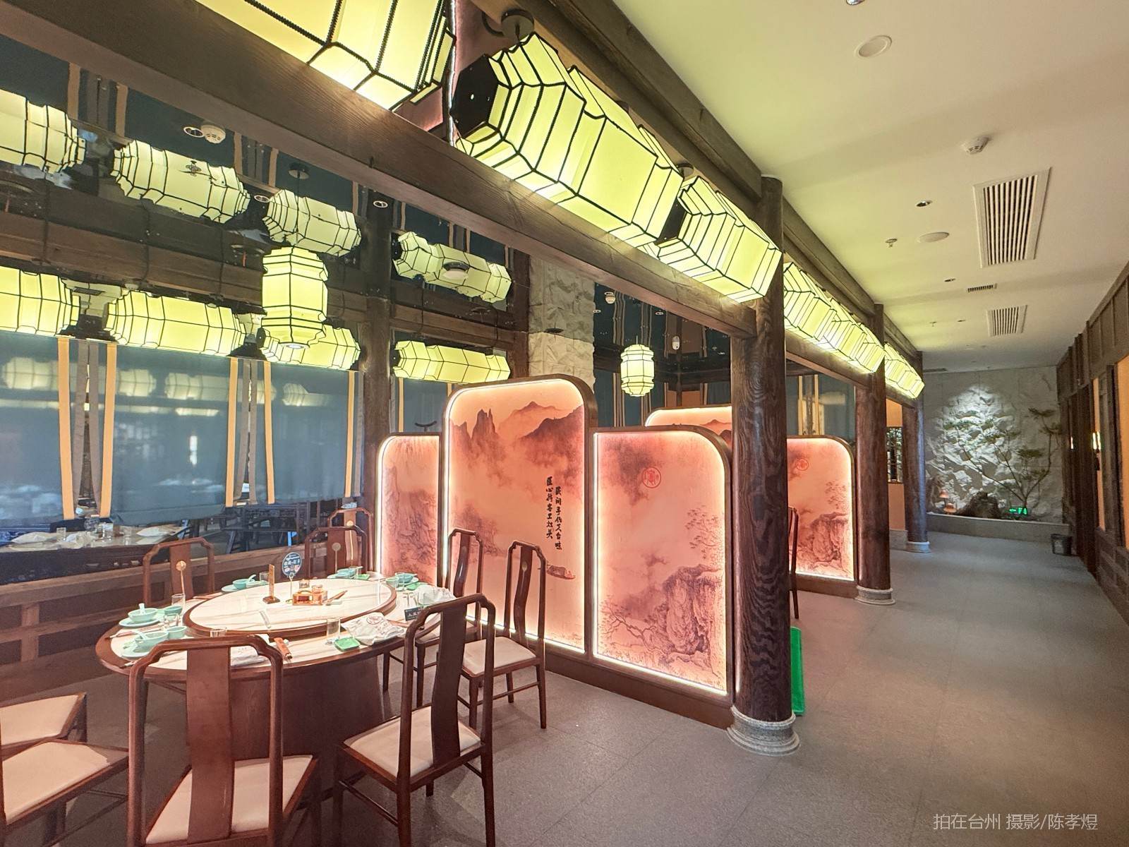 天台土灶头餐厅(图23) 天台土灶头餐厅(图23)