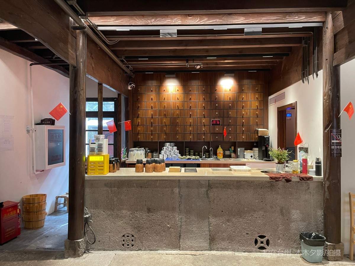 临海古城街道紫阳街大书场茶馆(图4)