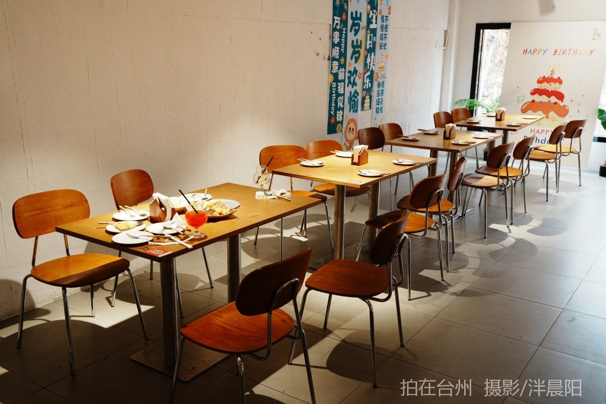 仙居德丰路33号久见树下餐厅(图2)