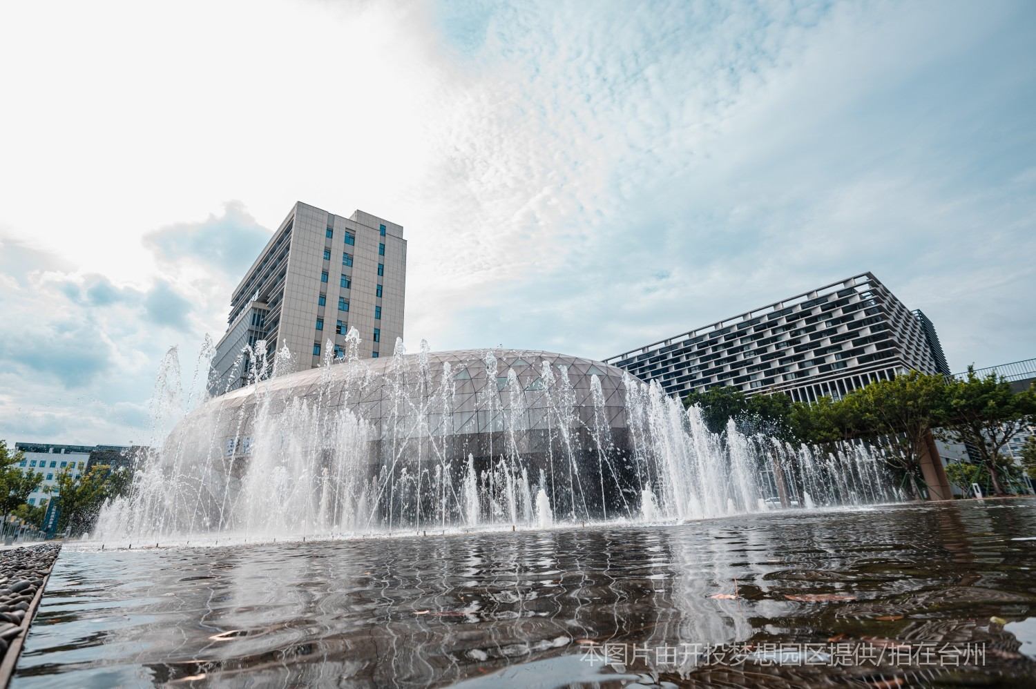 台州湾新区台州梦想园区创业园区办公厂房综合体(图11)