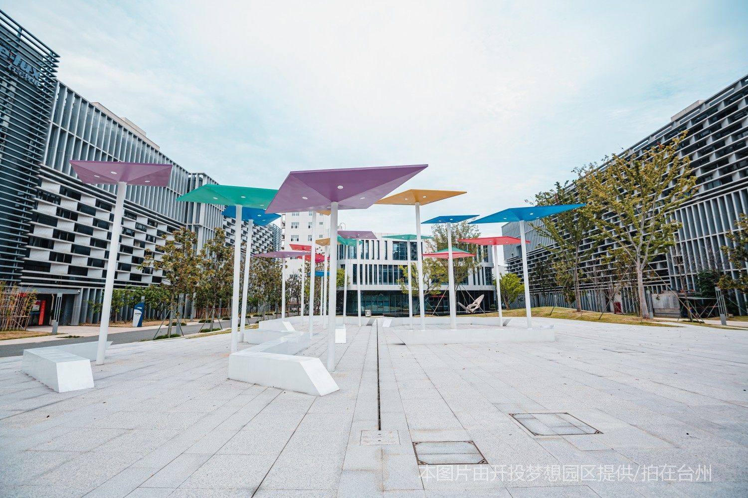 台州湾新区台州梦想园区创业园区办公厂房综合体(图22)