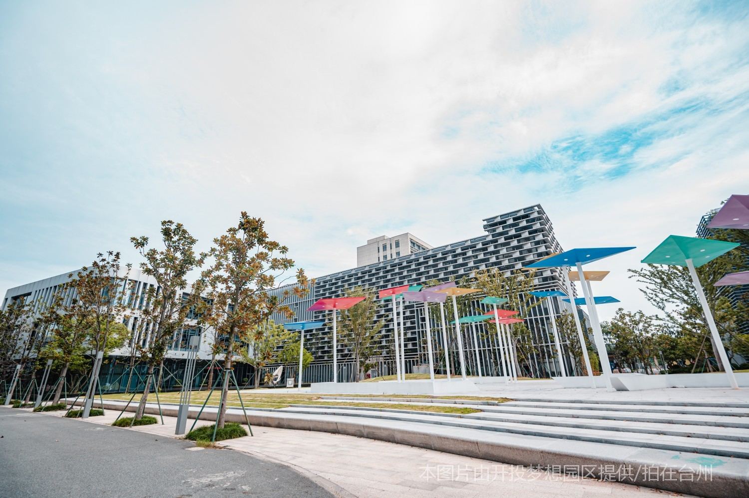 台州湾新区台州梦想园区创业园区办公厂房综合体(图25)