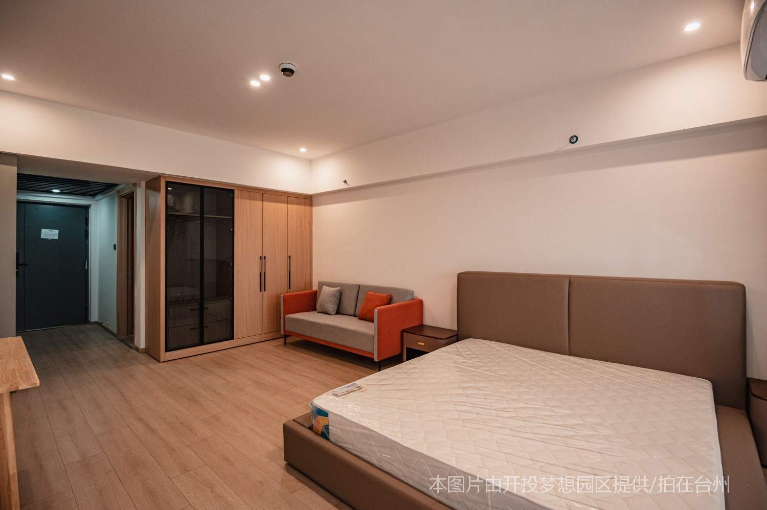 台州湾新区台州梦想园区创业园区办公厂房综合体(图35)